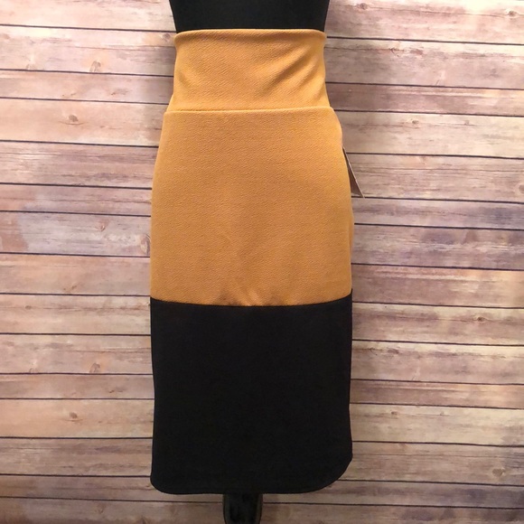 Lularoe Cassie 2xl NWTS